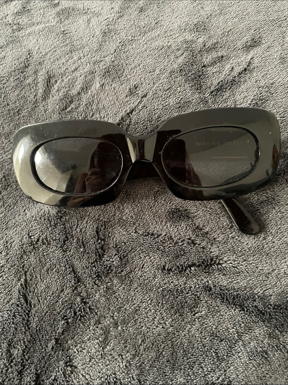 Gianni Versace Women’s Black Rectangle Sunglasses vintage